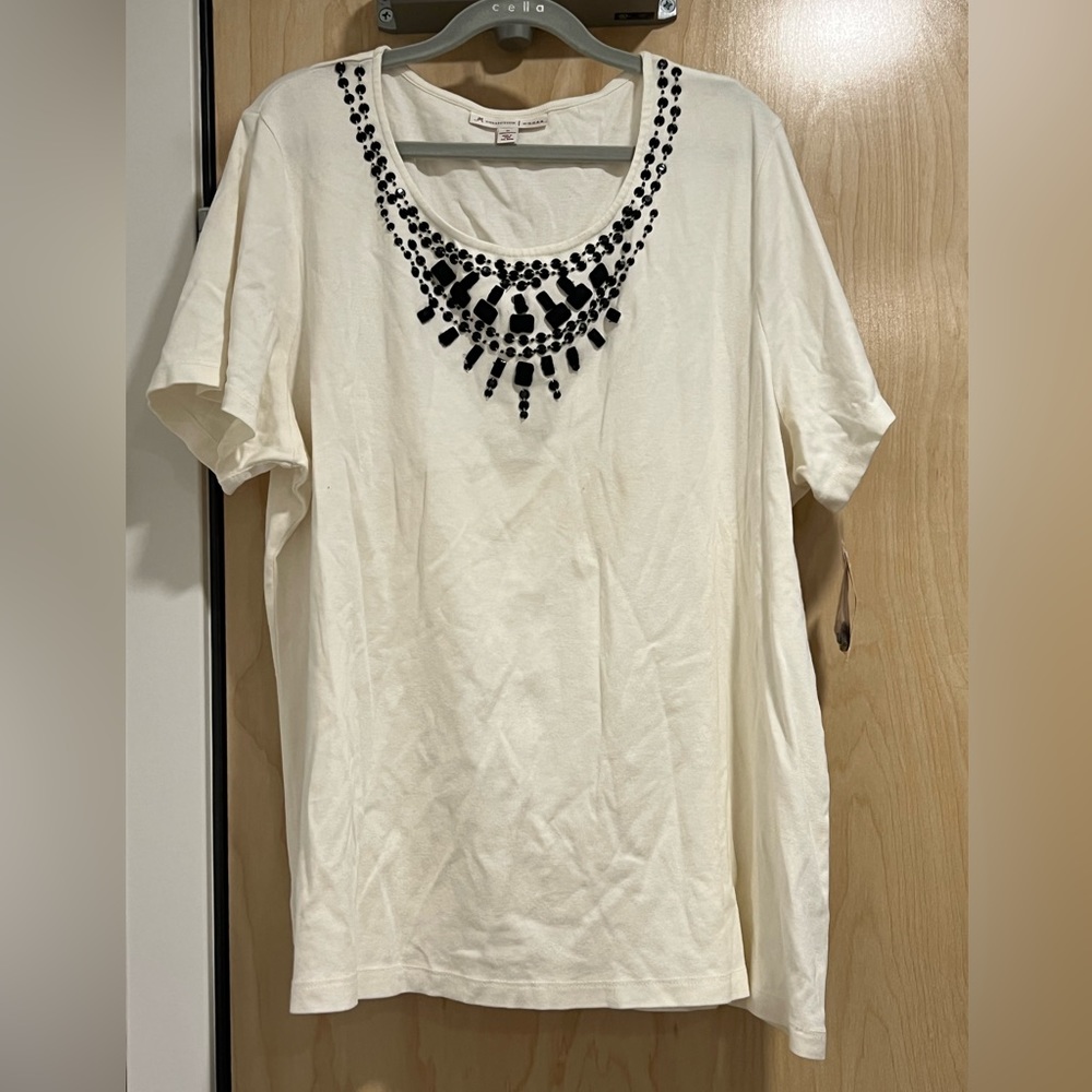 M Collection Plus Size Beaded Detail Short Sleeve Top